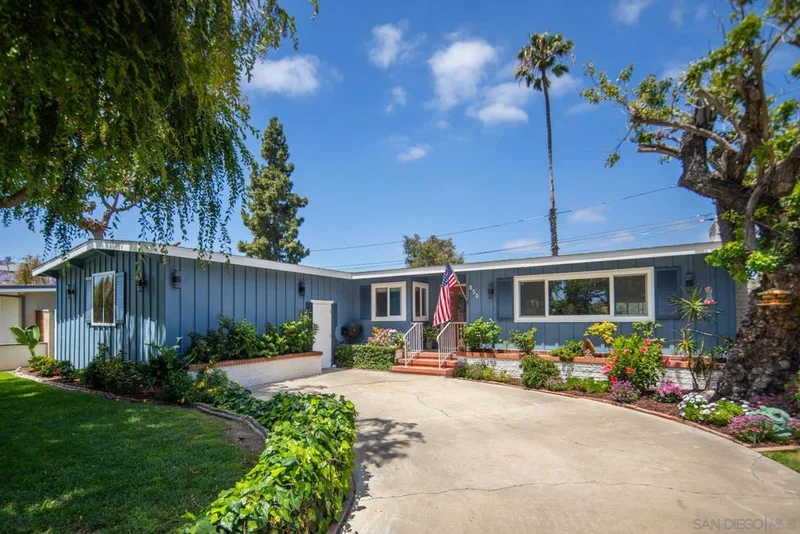 850 Coronado Ave, Coronado, CA 92118