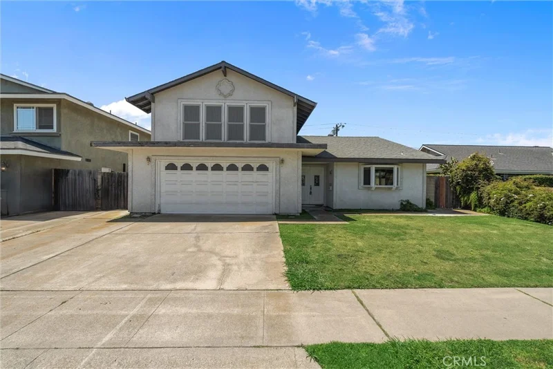 10172 Merrimac Dr, Huntington Beach, CA 92646