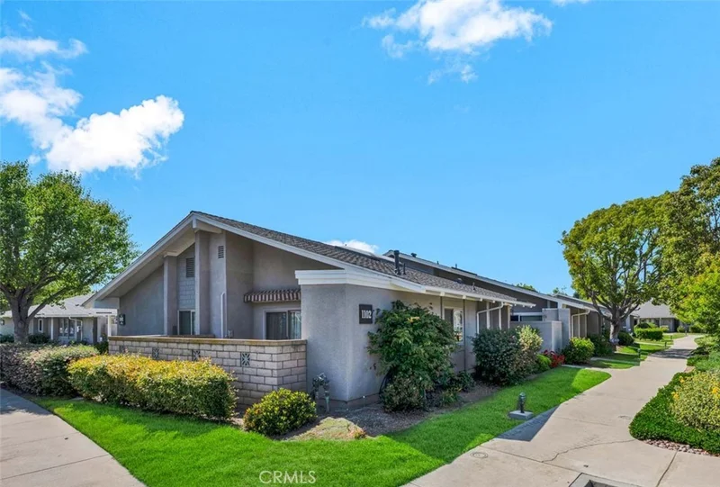 8815 Yuba Circle 1102A, Huntington Beach, CA 92646