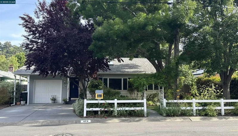 874 Juanita Dr, Lafayette, CA 94595