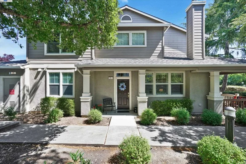26 Bellington Cmn 4, Livermore, CA 94551