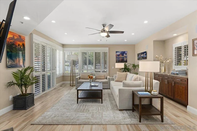 1133 1st Street 120, Coronado, CA 92118