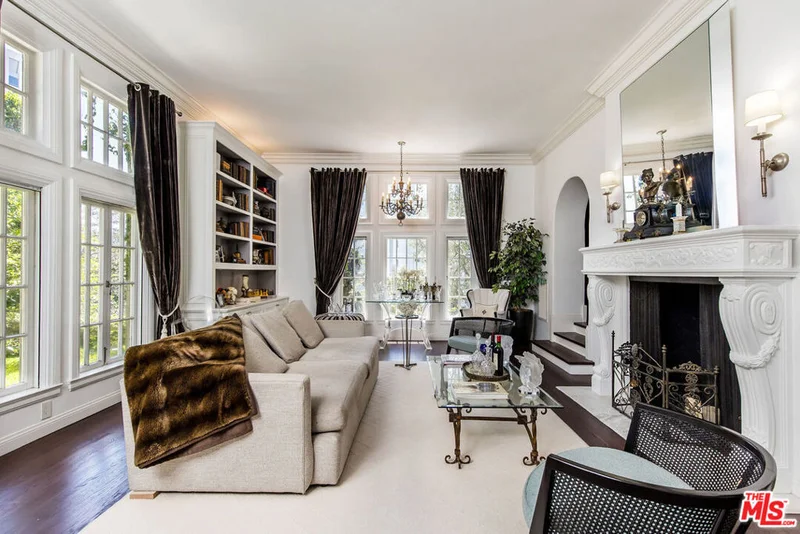 10335 Wilshire Boulevard, Los Angeles, CA 90024