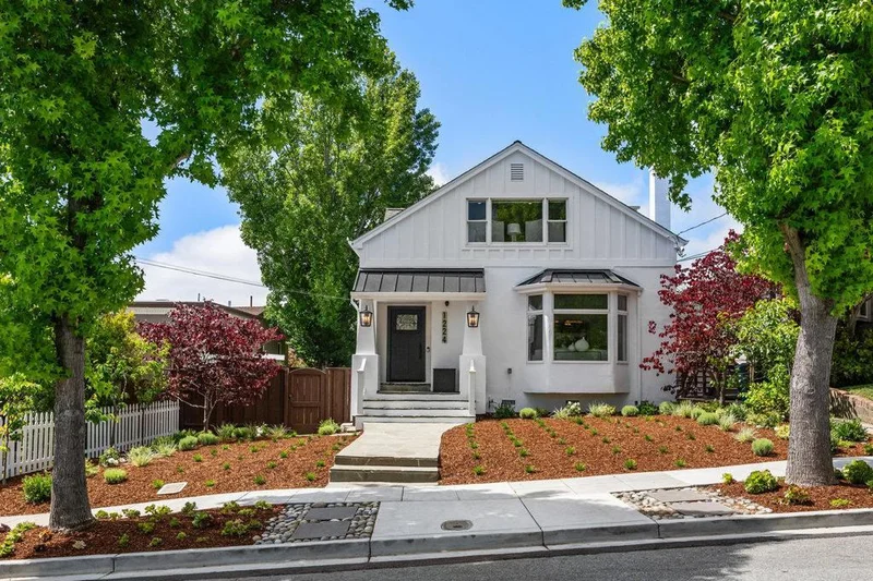 1224 Edgehill Drive, Burlingame, CA 94010