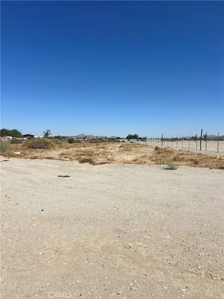 0 Ave R-6, Sun Village, CA 93543