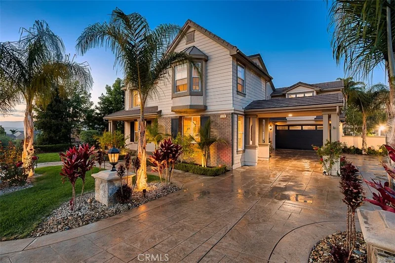 520 Astorian Drive, Simi Valley, CA 93065