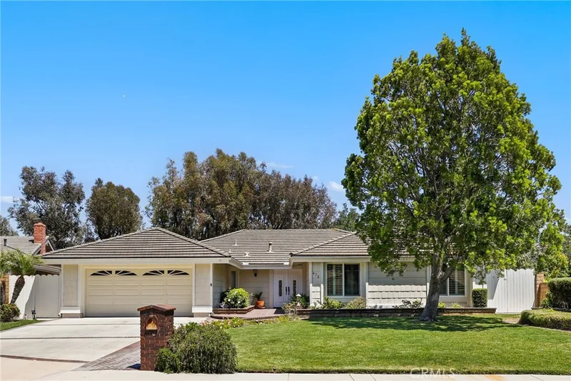 412 S Oakgrove Circle, Anaheim Hills, CA 92807