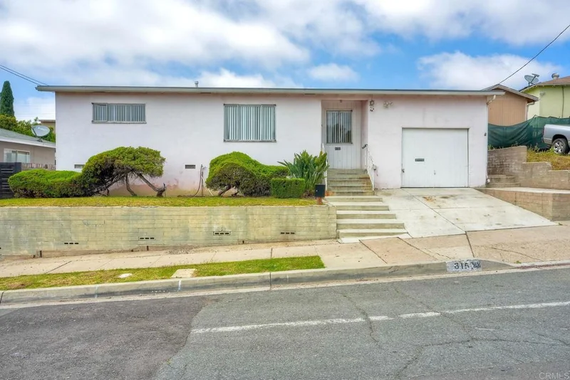 6152 Albermarle Street, San Diego, CA 92139