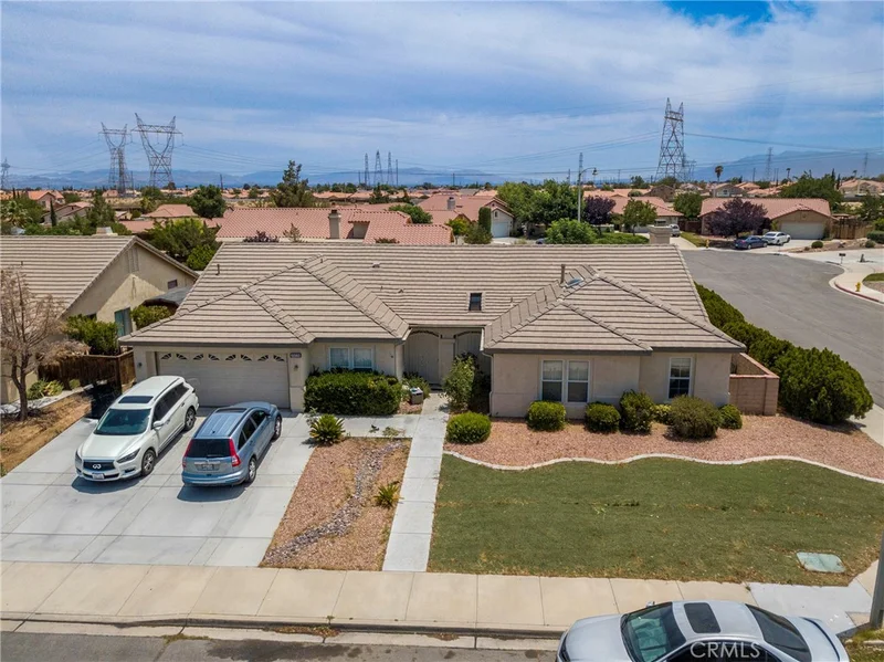12393 Via Posada Drive, Victorville, CA 92392