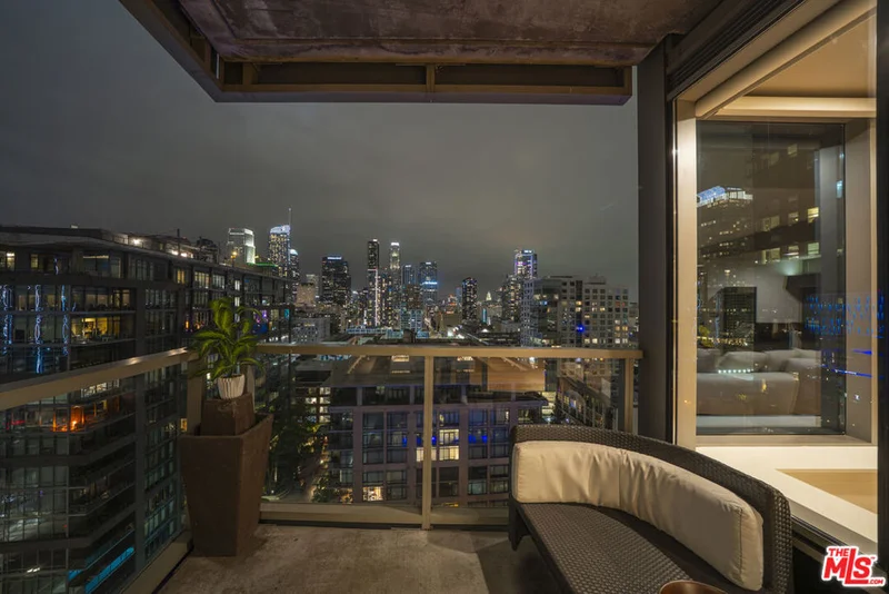 1155 S Grand Avenue 1911, Los Angeles, CA 90015