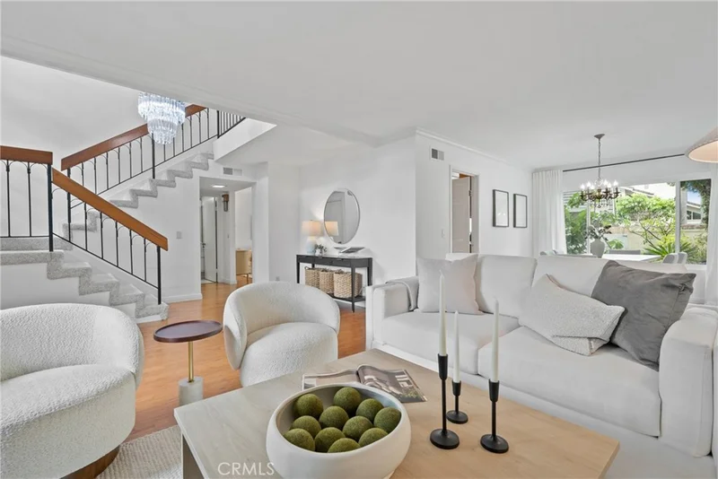 43 W Yale Loop 29, Irvine, CA 92604
