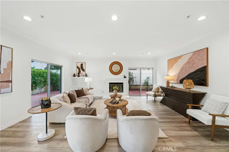 900 Arcadia, Arcadia, CA 91007