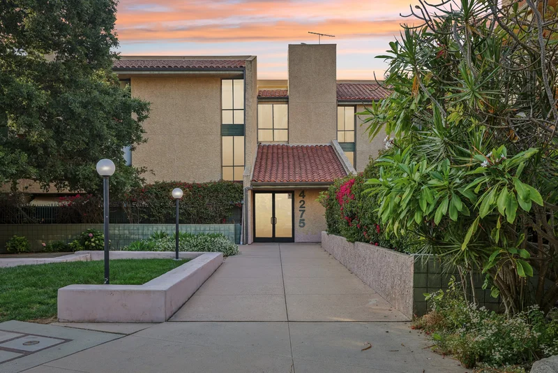 4275 Via Arbolada 105, Los Angeles, CA 90042
