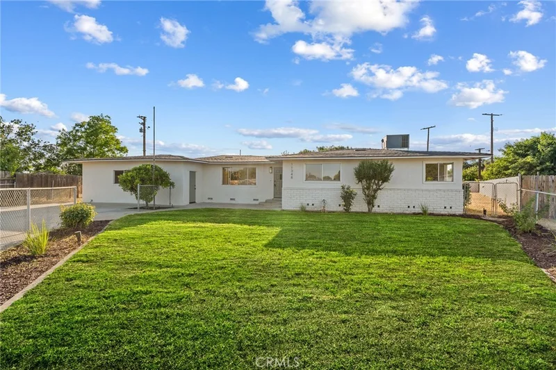 11348 Fern Lane, Hanford, CA 93230
