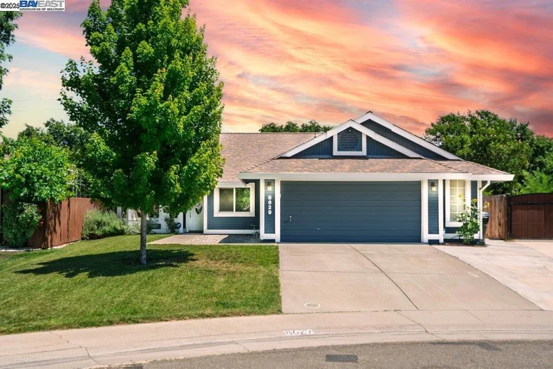 8629 Meandering, Antelope, CA 95843