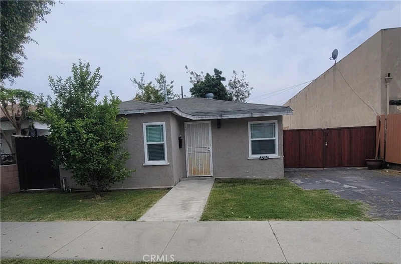 2706 E 57th Street, Long Beach, CA 90805