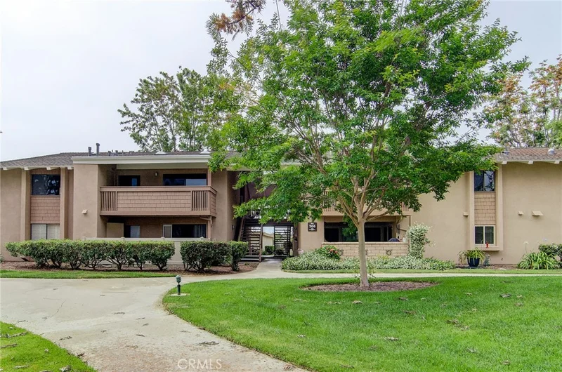 8788 Coral Springs Court 206A, Huntington Beach, CA 92646