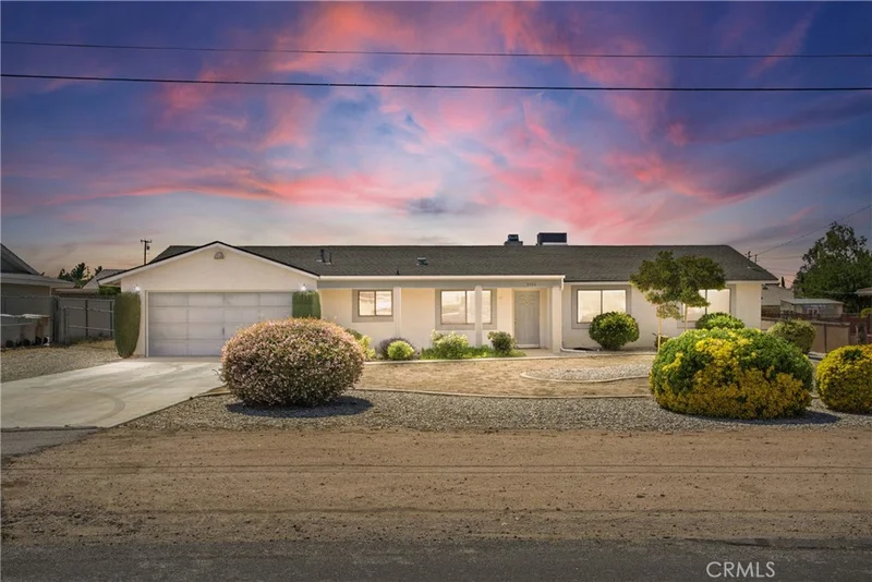 8960 Guava Avenue, Hesperia, CA 92345