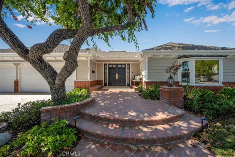 2961 Walker Lee Drive, Rossmoor, CA 90720