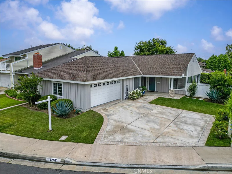 4252 Brookside Street, Irvine, CA 92604