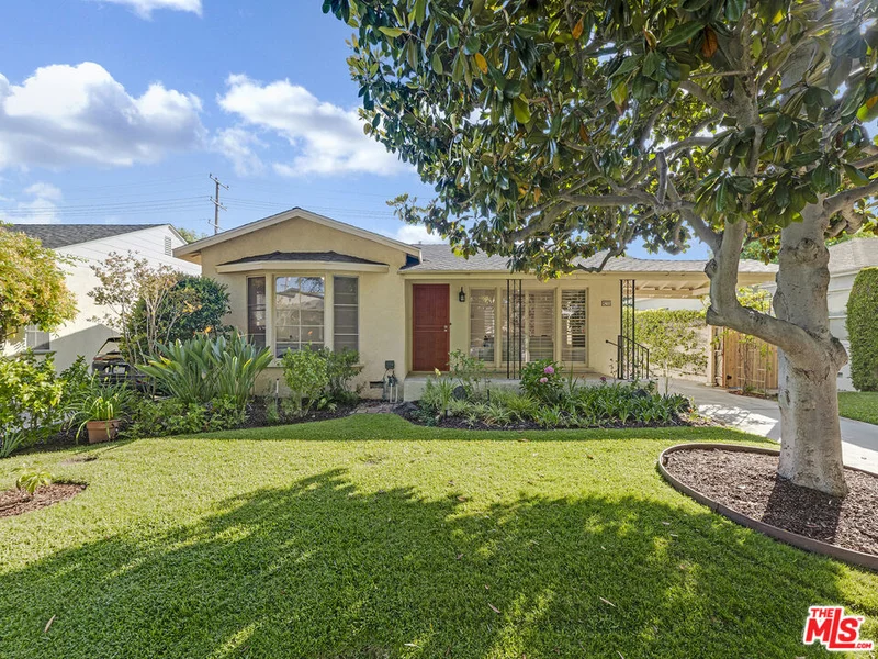 4215 Mentone Avenue, Culver City, CA 90232