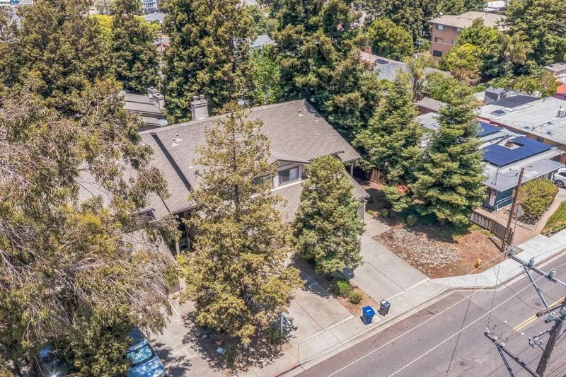 1138 Walpert St., Hayward, CA 94541