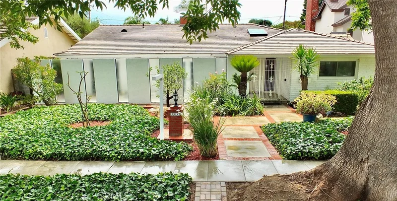 5510 E La Pasada Street E, Long Beach, CA 90815