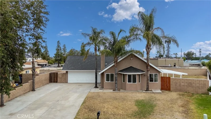 10129 Seneca, Riverside, CA 92503