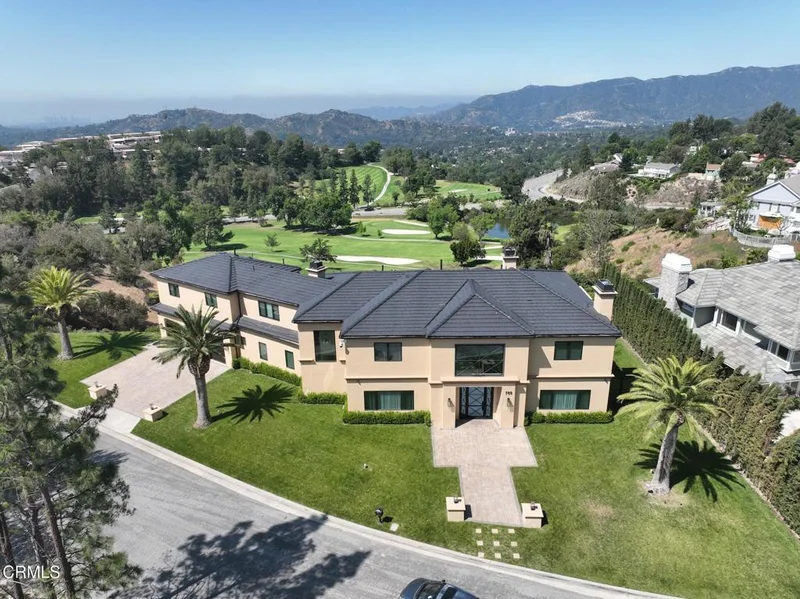 780 Greenridge Drive, La Canada Flintridge, CA 91011