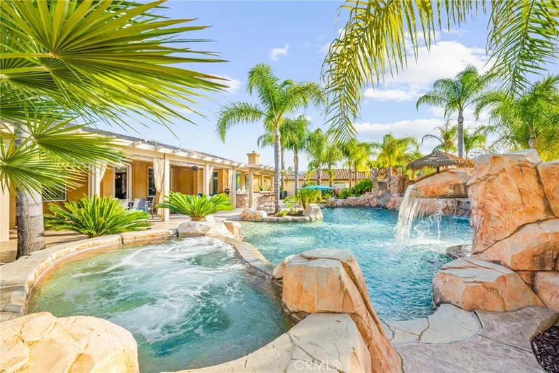 41771 Aviv Court, Murrieta, CA 92562