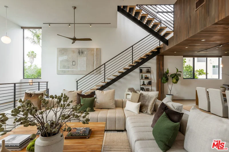 520 Broadway Street, Venice, CA 90291