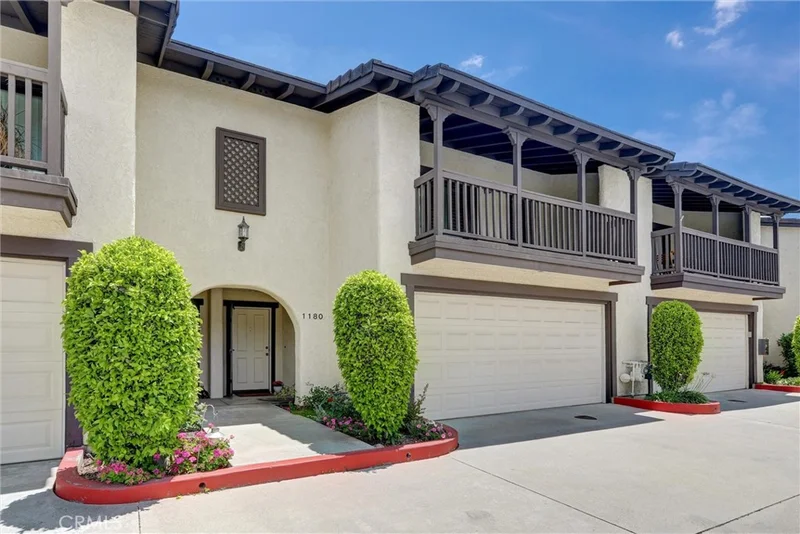 1180 Strawberry Lane, Glendora, CA 91740