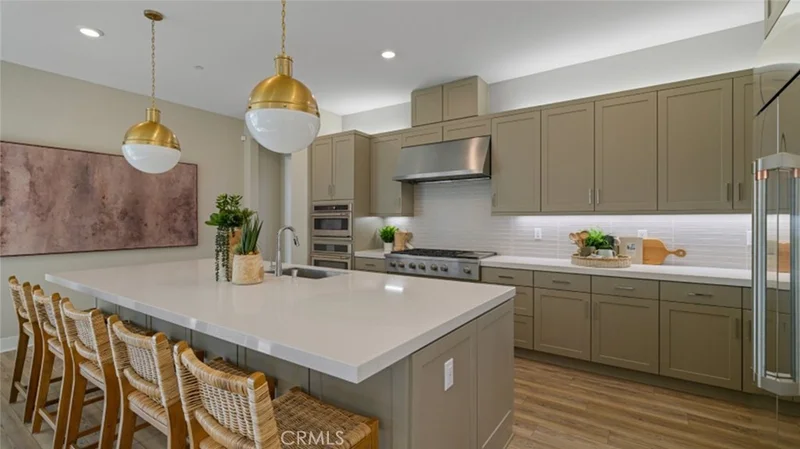 29468 Corte Halcon, Valencia, CA 91354