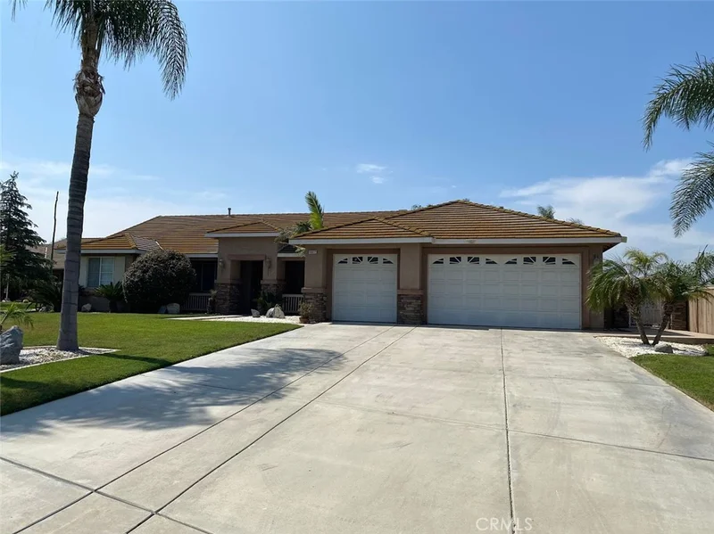 10072 Berkshire Drive, Jurupa Valley, CA 92509