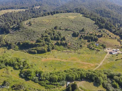 42000 Mountain View Road photo 2