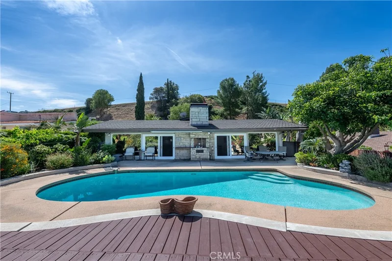4314 Coronet Drive, Encino, CA 91316
