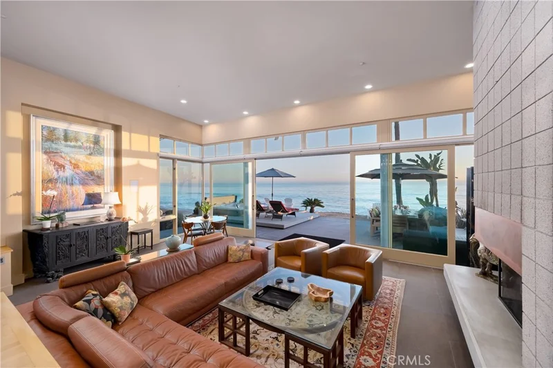 35121 Beach Road photo 2