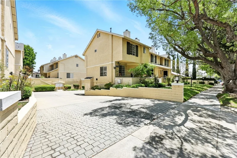 254 N Mar Vista Avenue 2, Pasadena, CA 91106