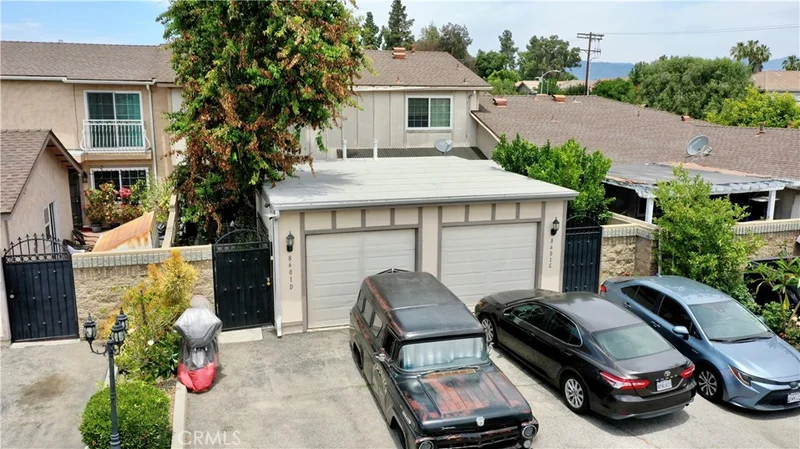 8601 Burnet Avenue D, North Hills, CA 91343
