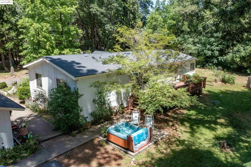 21060 Echo Ridge Ct