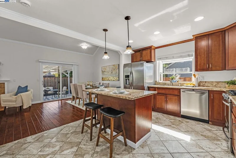 5487 Treeflower Dr, Livermore, CA 94551