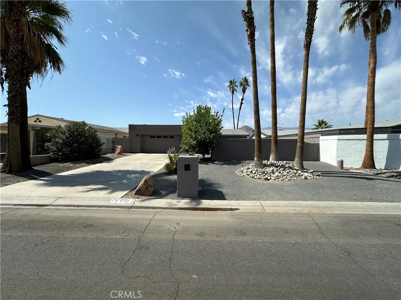 76891 Oklahoma Avenue, Palm Desert, CA 92211