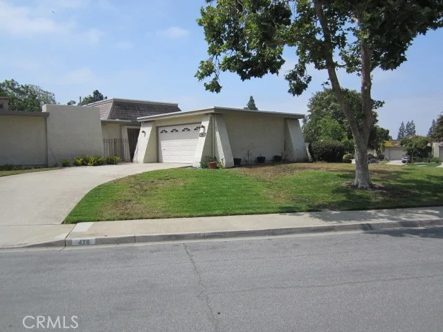 428 Champlain Drive, Claremont, CA 91711