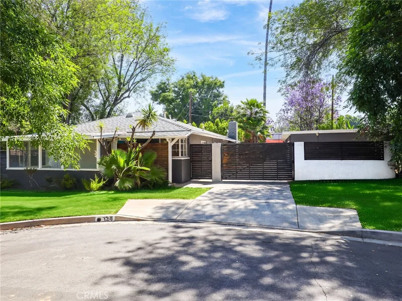124 S Glengrove Avenue, San Dimas, CA 91773