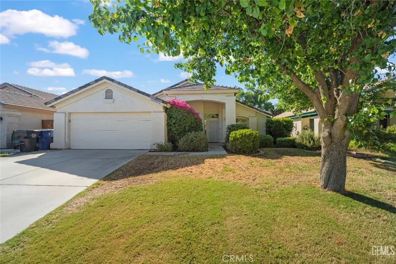 10116 Bay Colony Drive, Bakersfield, CA 93312