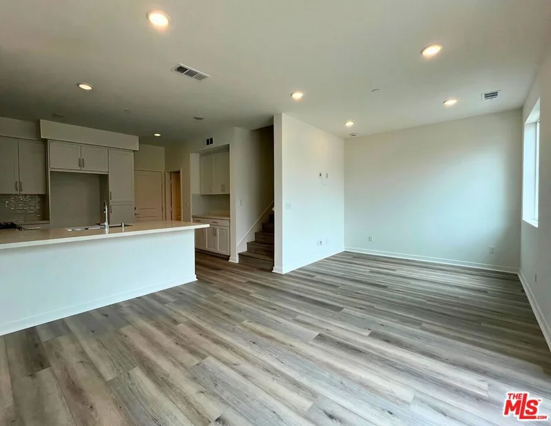 1870 W Merced Avenue, West Covina, CA 91790