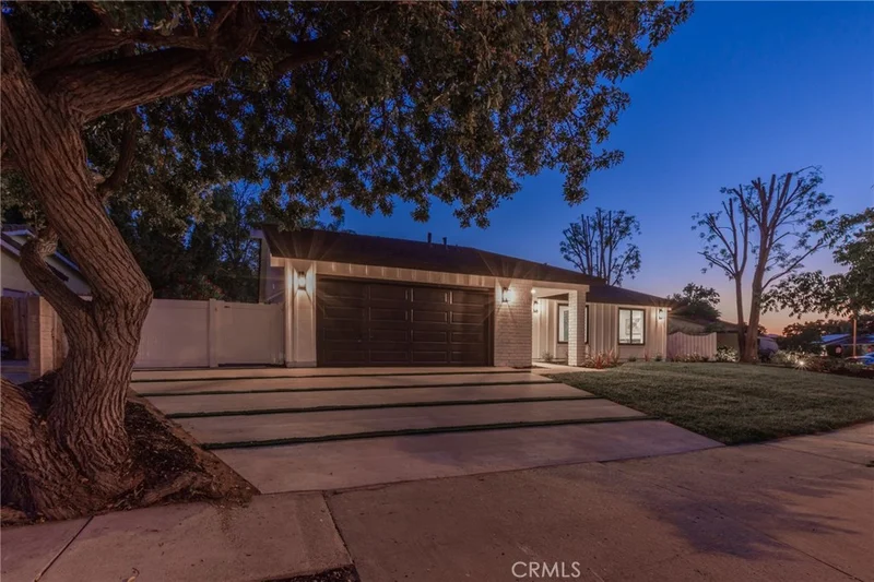 876 Ballina Court, Newbury Park, CA 91320