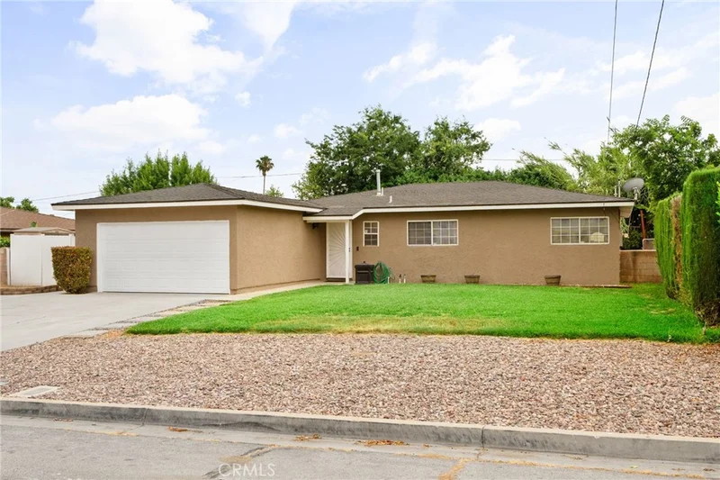 510 Archibald Court, Colton, CA 92324