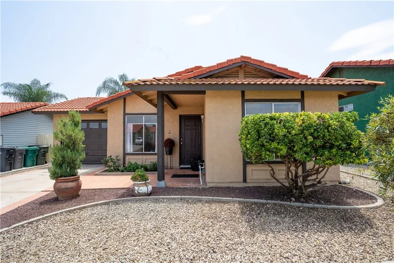 25717 Leah Lane, Menifee, CA 92586