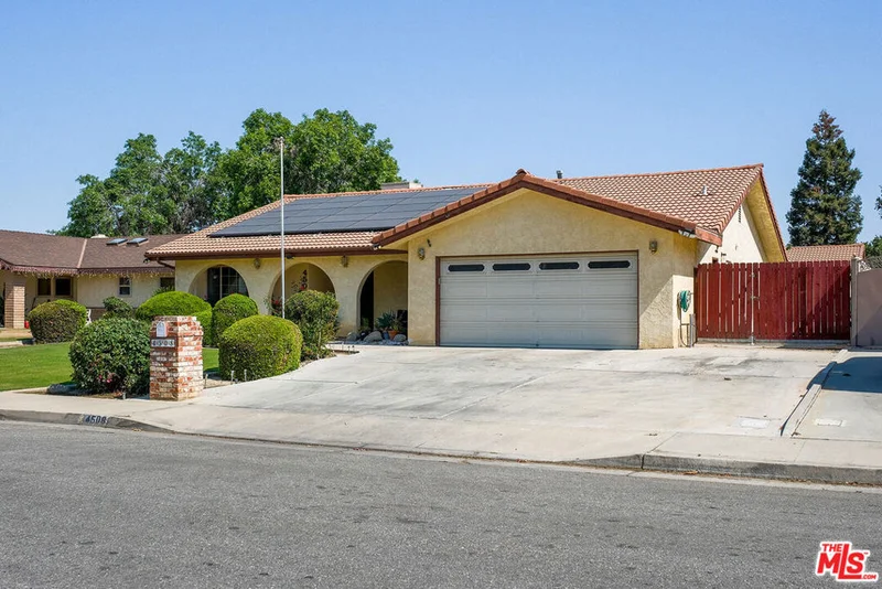 4508 Glengary Place, Bakersfield, CA 93313